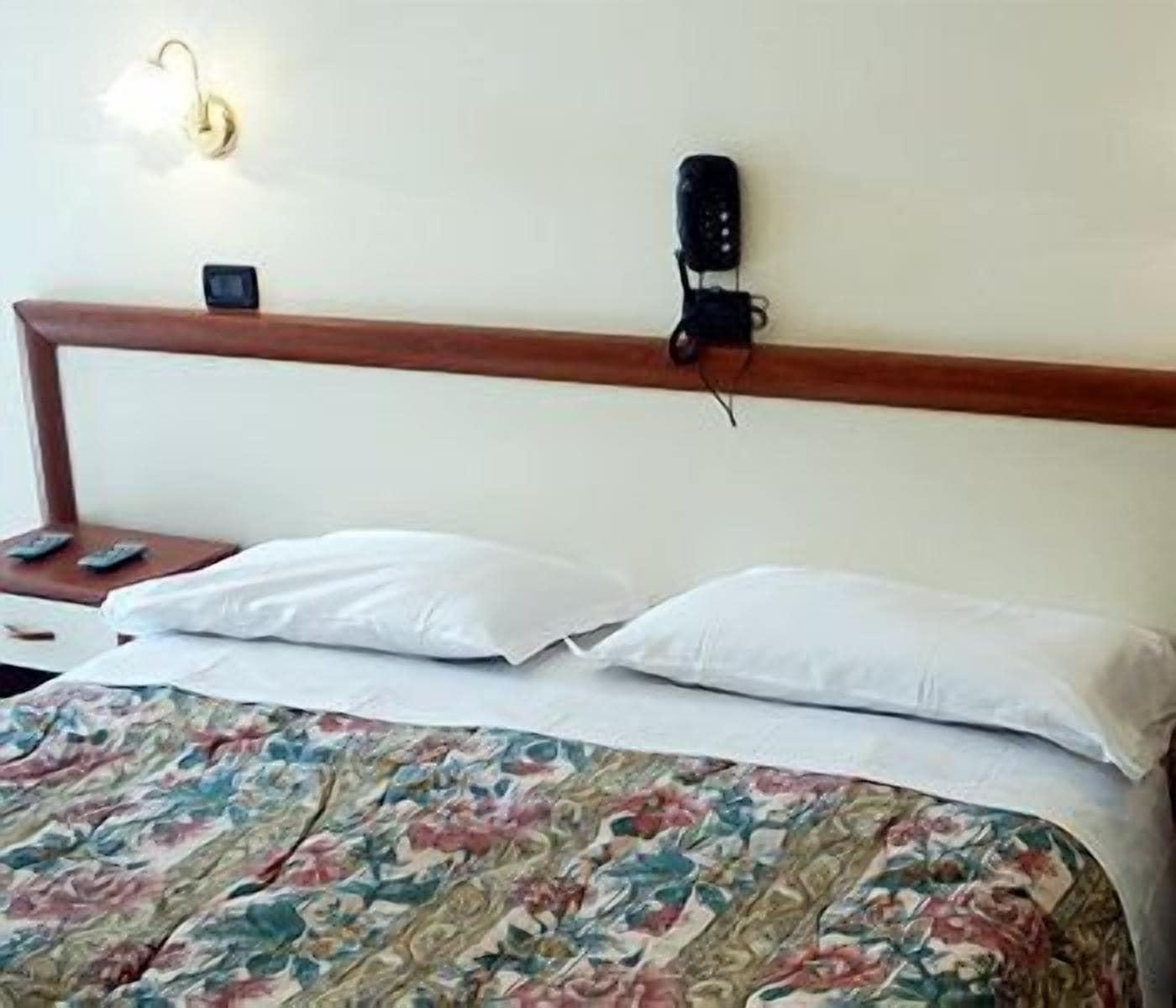 Serafino Liguria Hotel Genova Camera foto